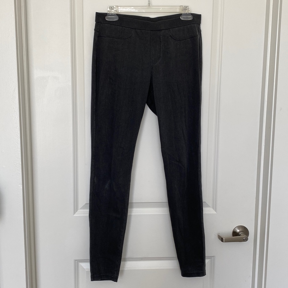 Grey jeggings